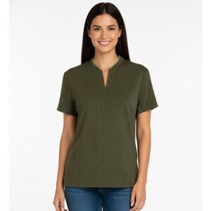 NIKE Dri Short Sleeve T-Shirt with a Subtle Geometric Pattern, Women’s XL, Green